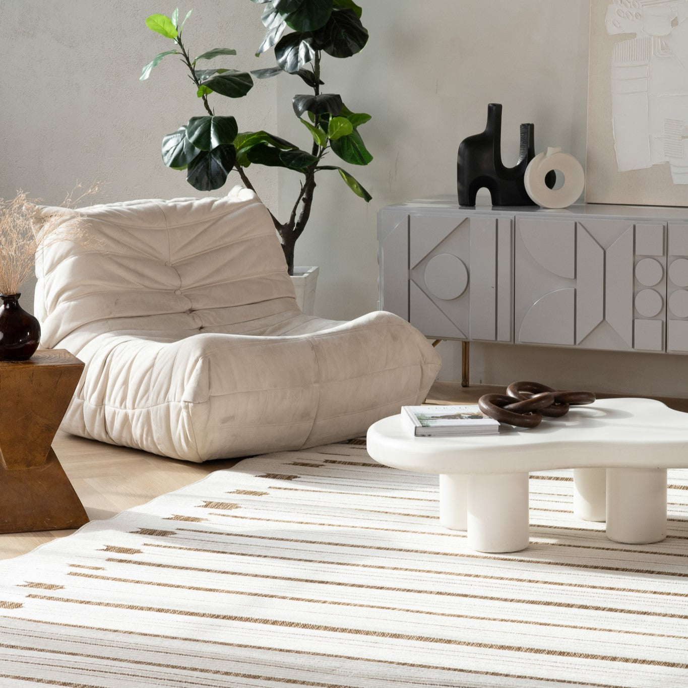 Aurora Beige Modern Rug – Arrow Stripe Design