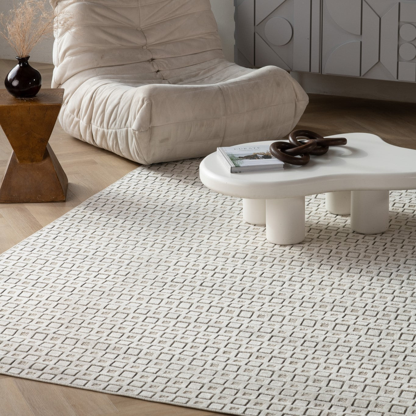 Aurora Cream Modern Rug – Textured Grid Pattern