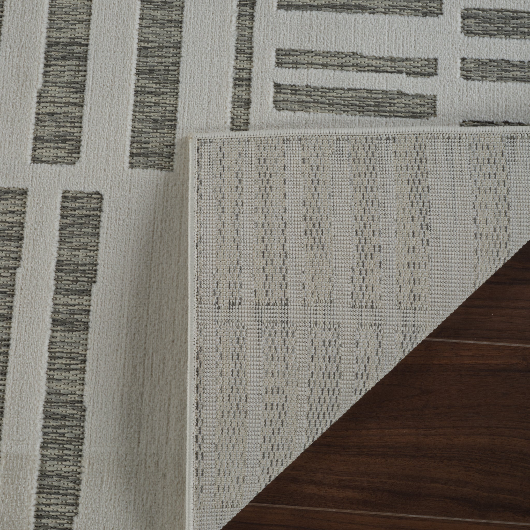 Aurora Cream Modern Rug – Abstract Linear Design