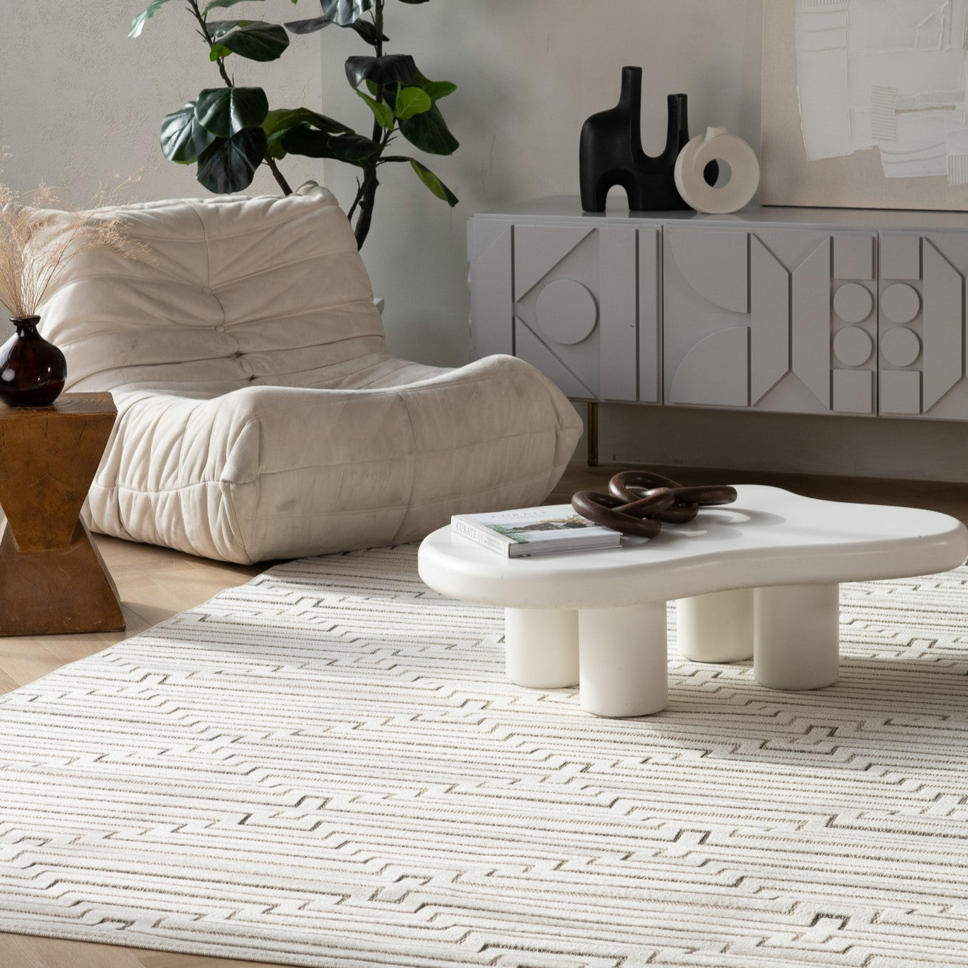 Aurora Cream Modern Rug – Stepped Geometric Pattern
