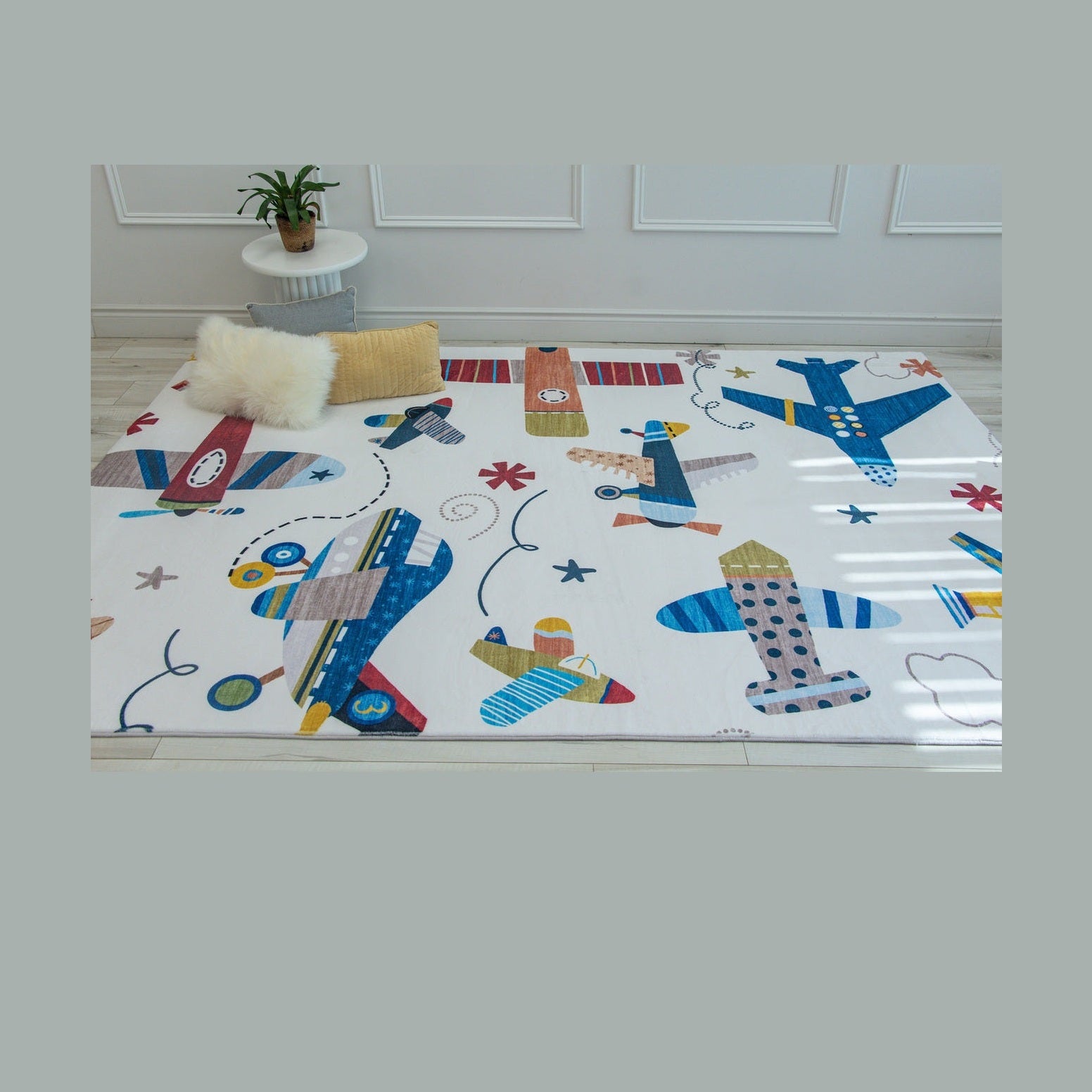 Daisy Cream Contemporary Floral Rug