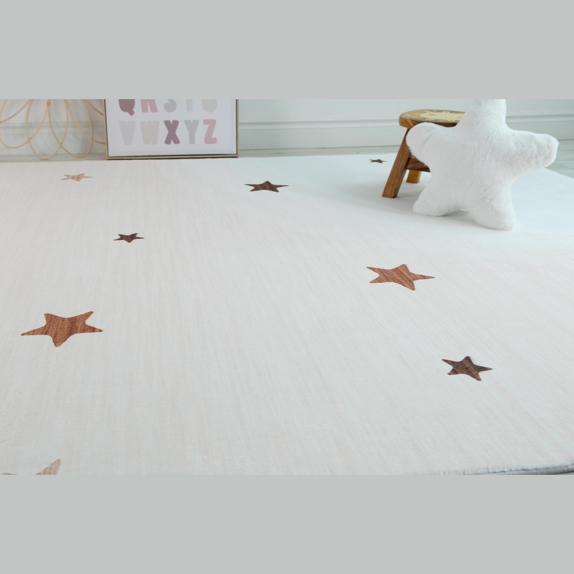 Cream Daisy Charm Floral Area Rug