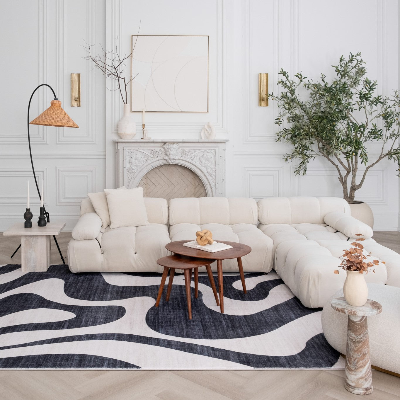 Europa Black Bold Contrast Area Rug