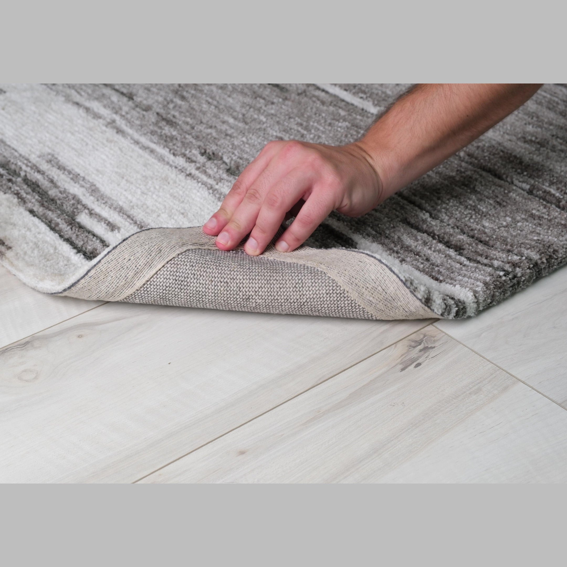 Leela Grey Modern Brushstroke Patterned Rug