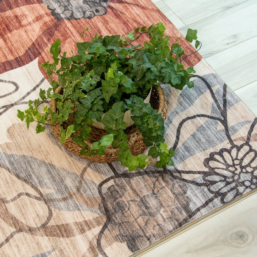 Lily Cream Elegant Vintage-Inspired Rug