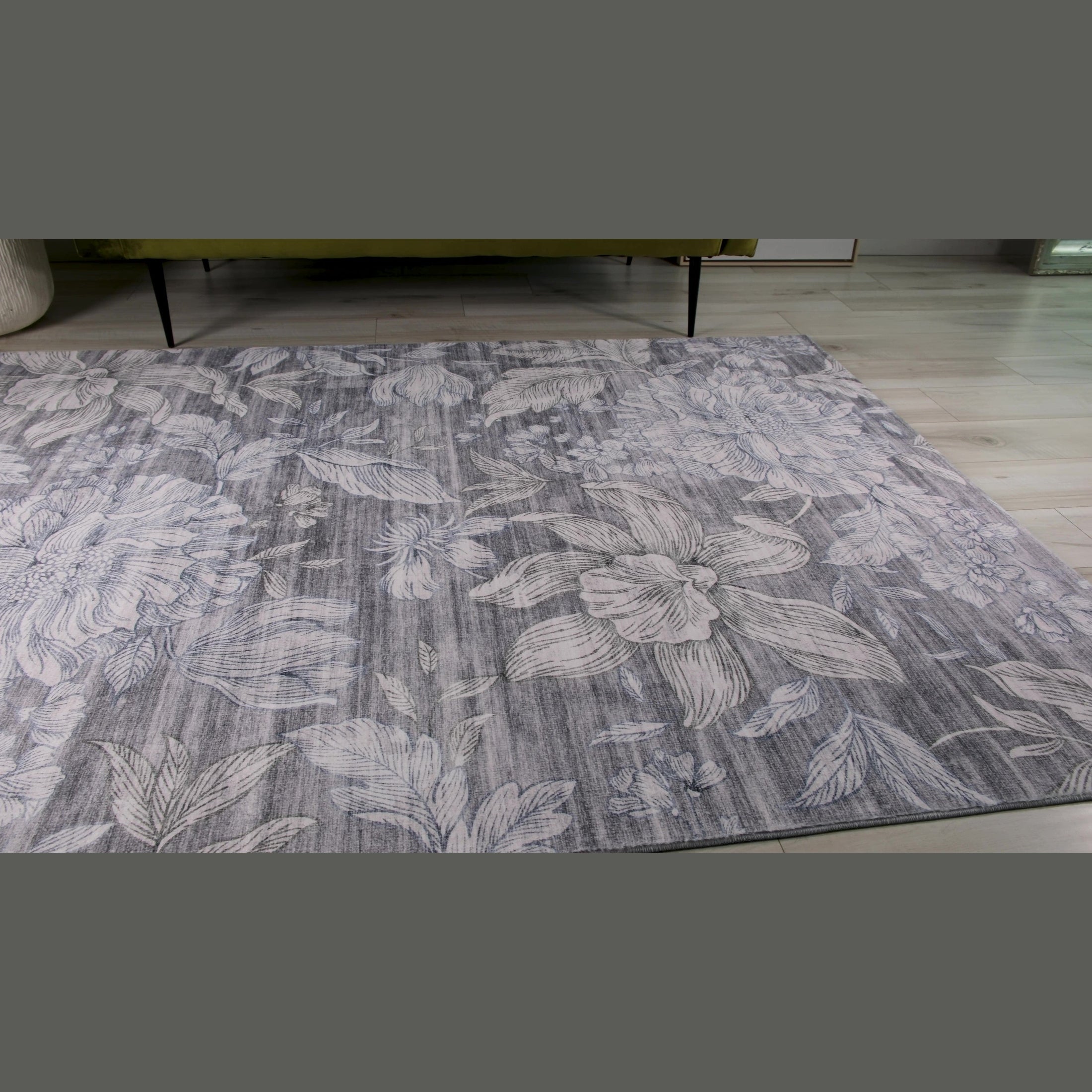 Lily Grey Faded Medallion Area Rug