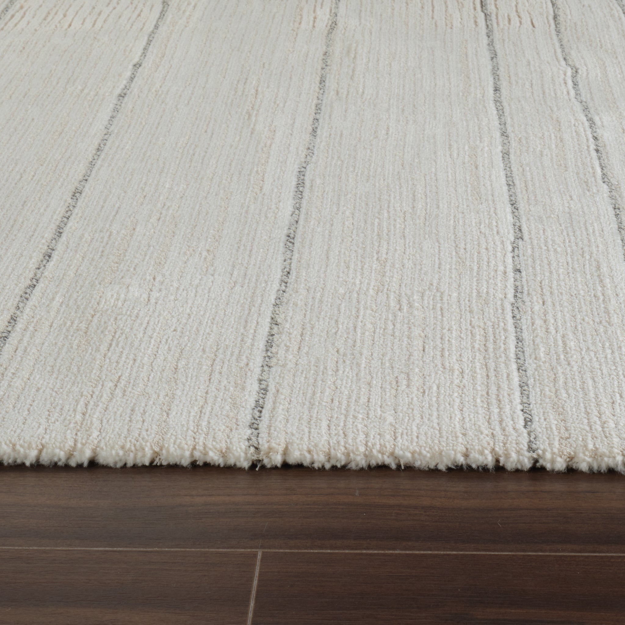 Milano Beige Traditional Bordered Area Rug