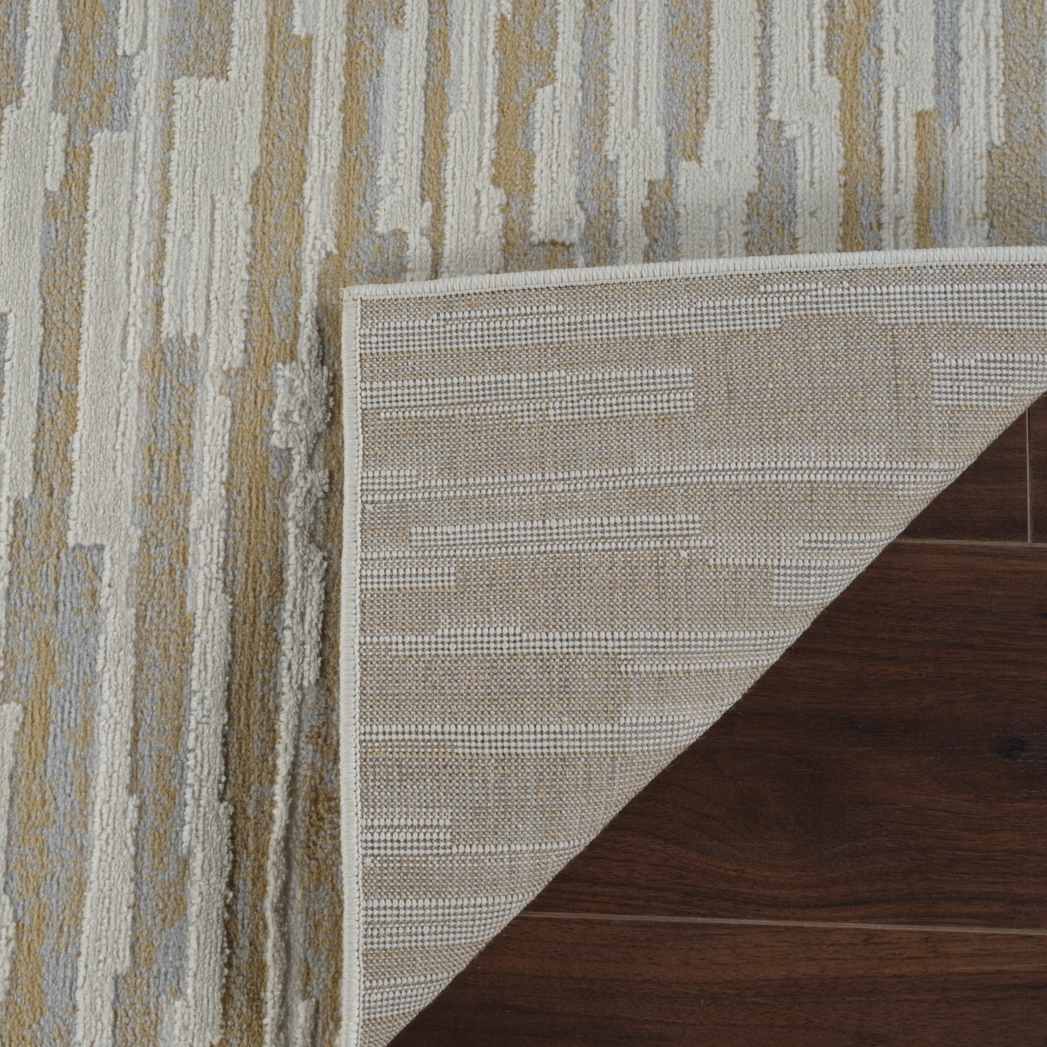 Nairobi Cream Vintage-Inspired Floral Area Rug