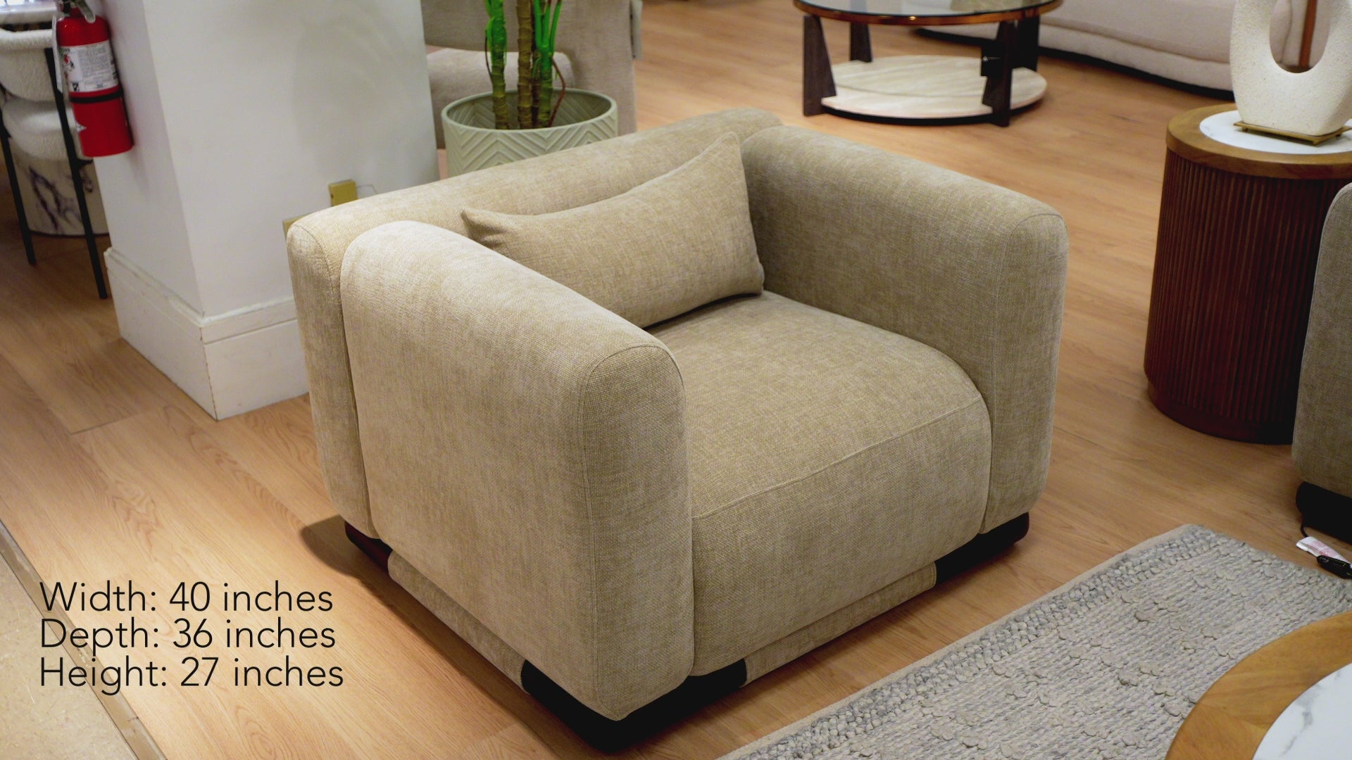 Load video: Otto Accent Chair