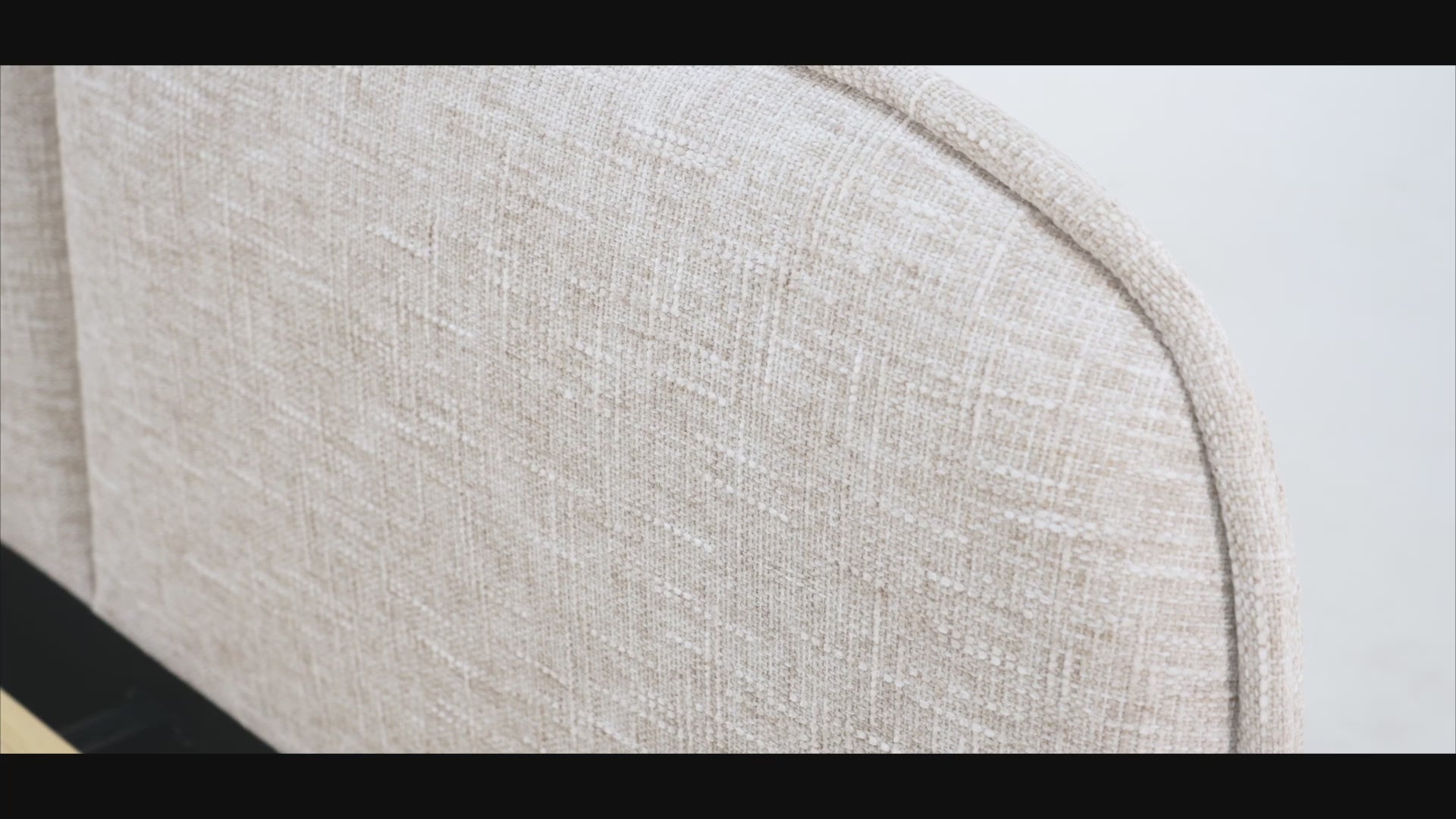 Load video: Rialto Upholstered Queen Bed with Hydraulic Storage