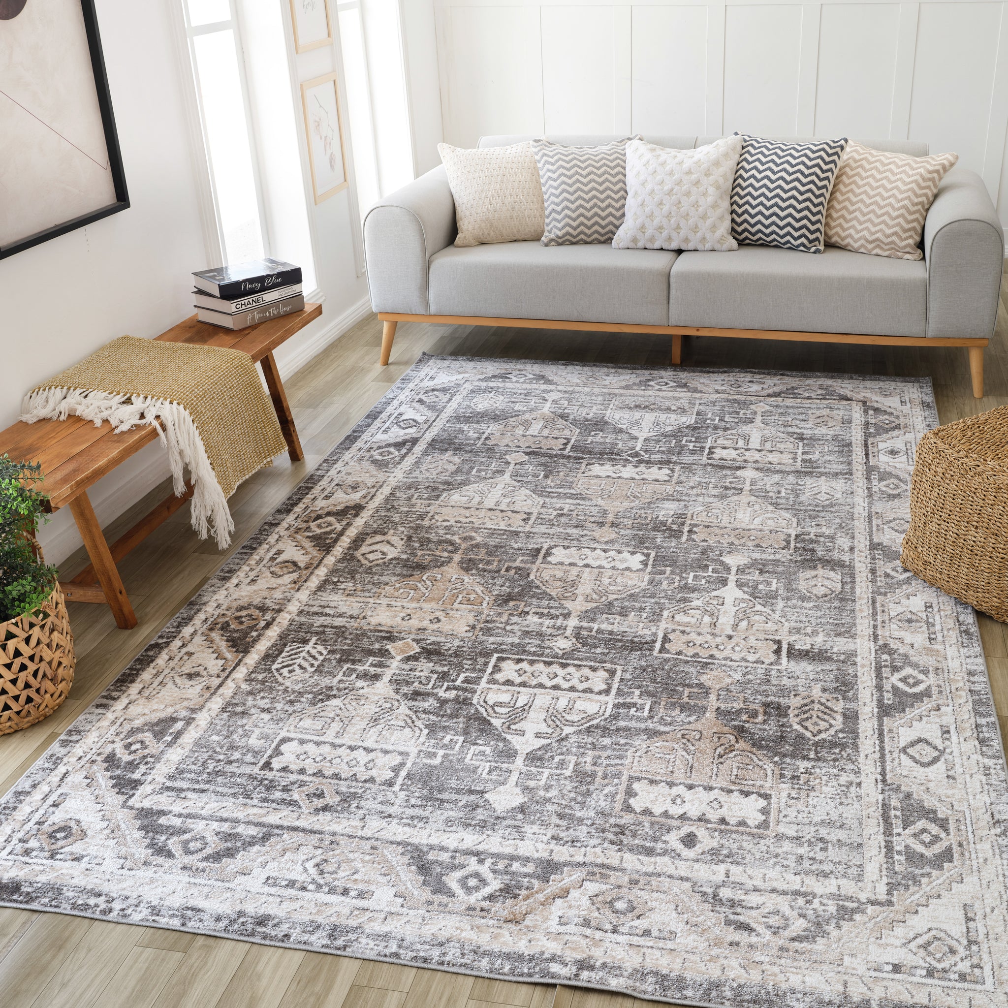 Siena White Contemporary Patterned Area Rug