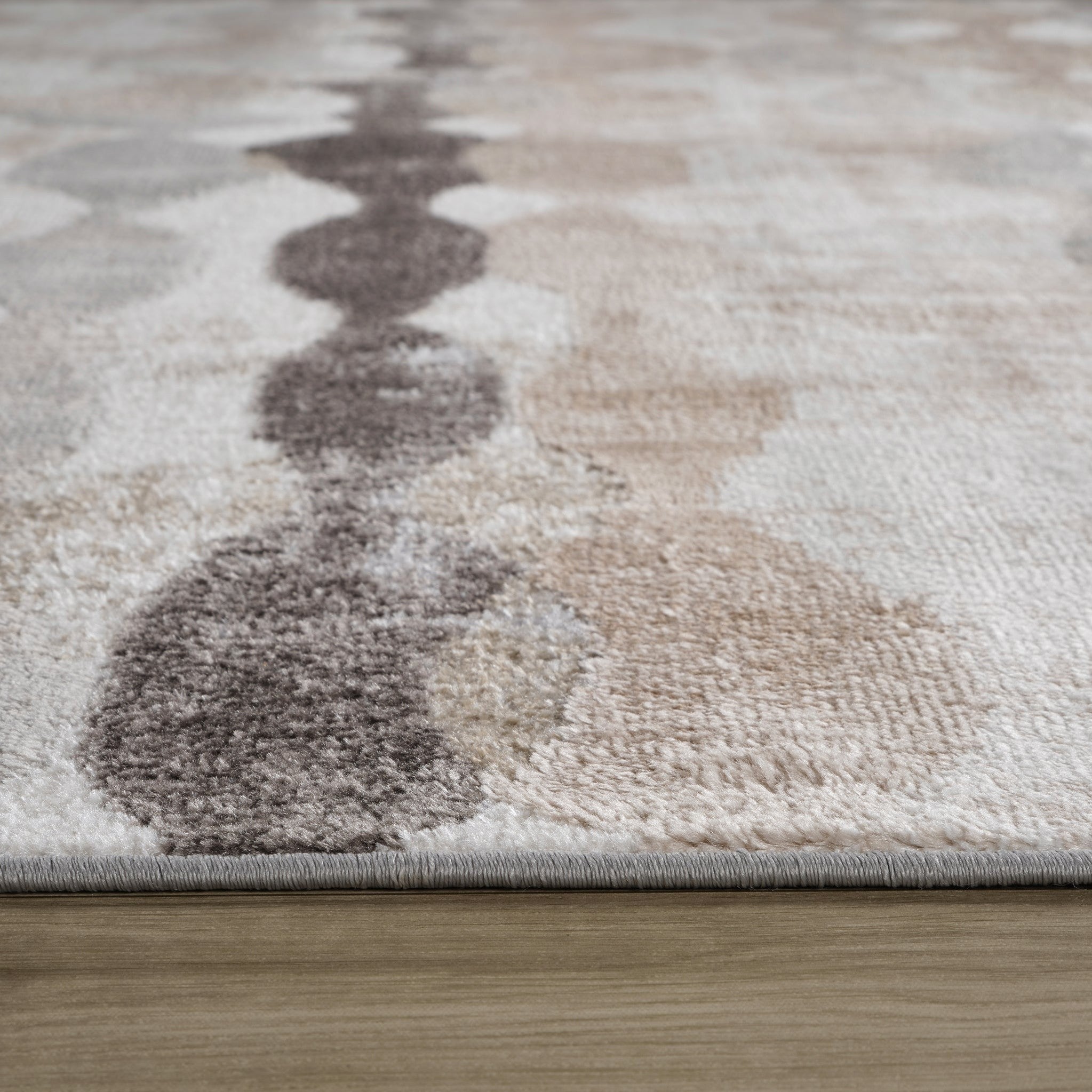 Siena White Geometric Modern Area Rug