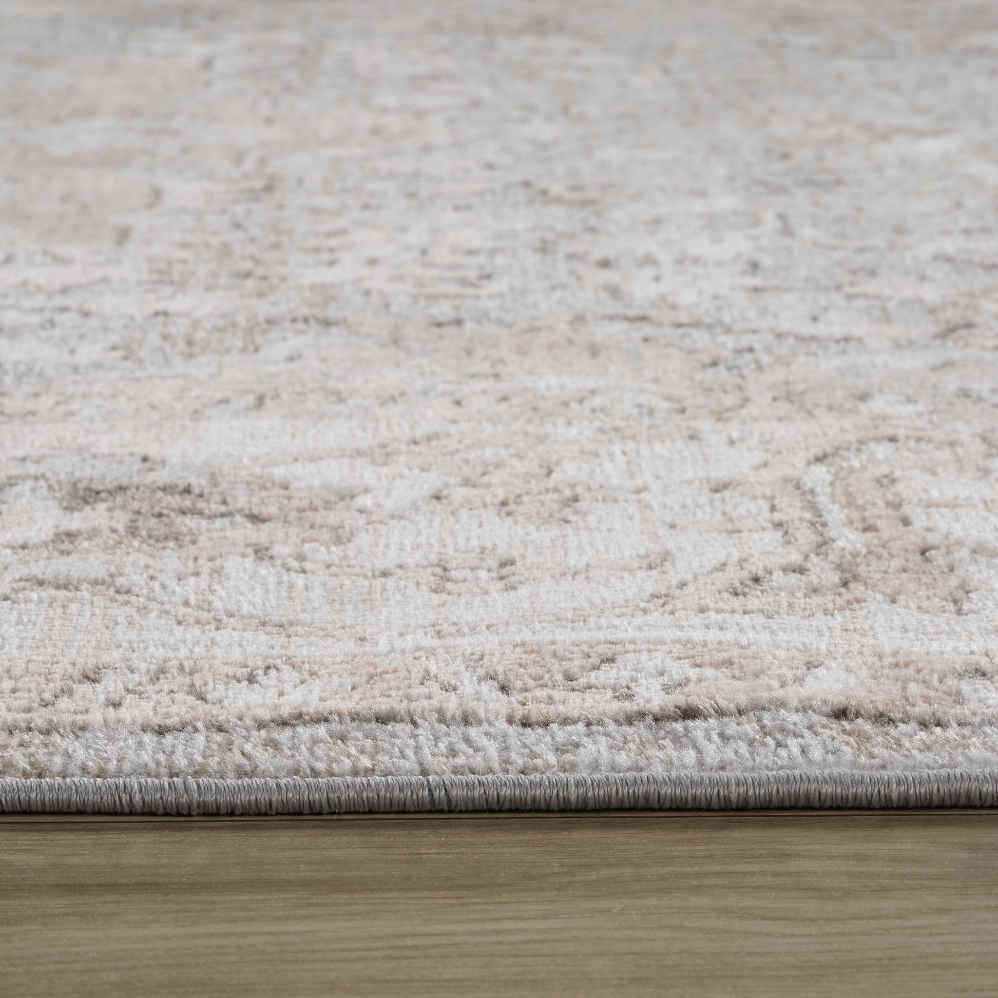 Siena Soft Touch White Floral Rug