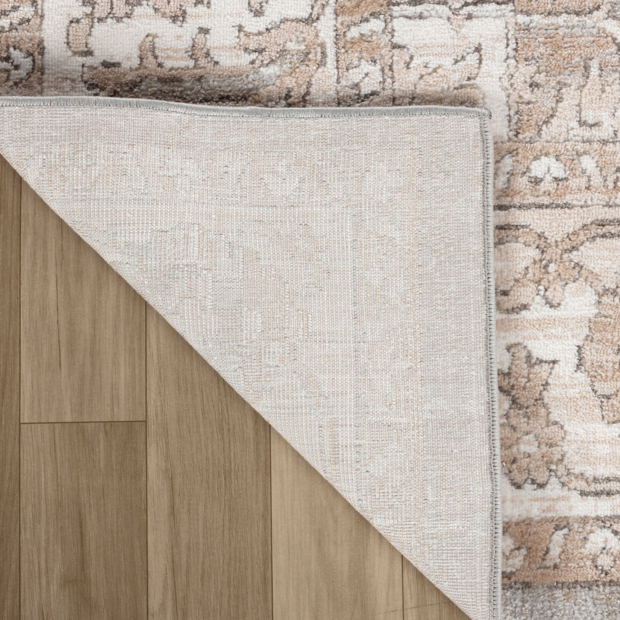 Siena Soft Touch White Floral Rug
