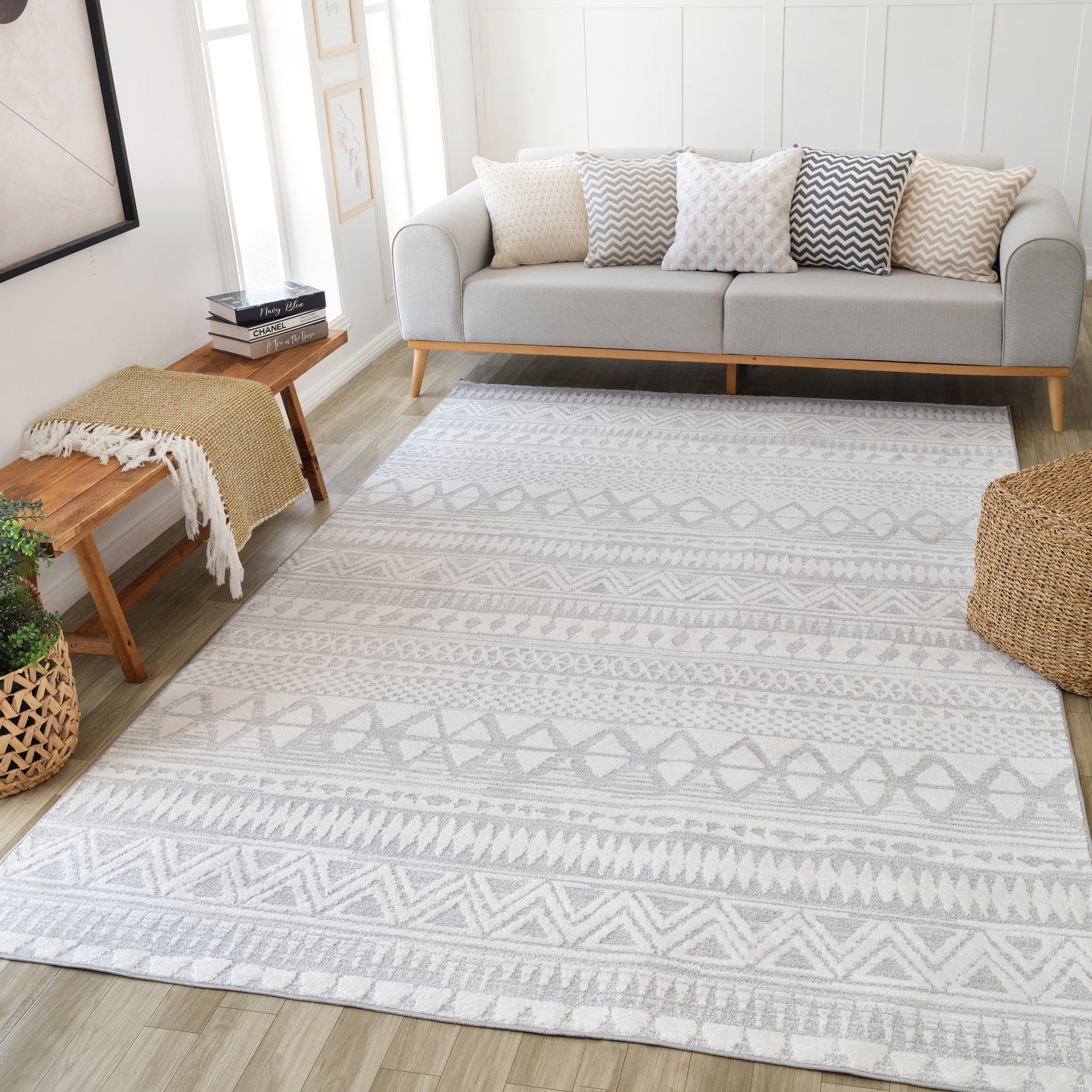 Siena White Geometric Luxe Area Rug