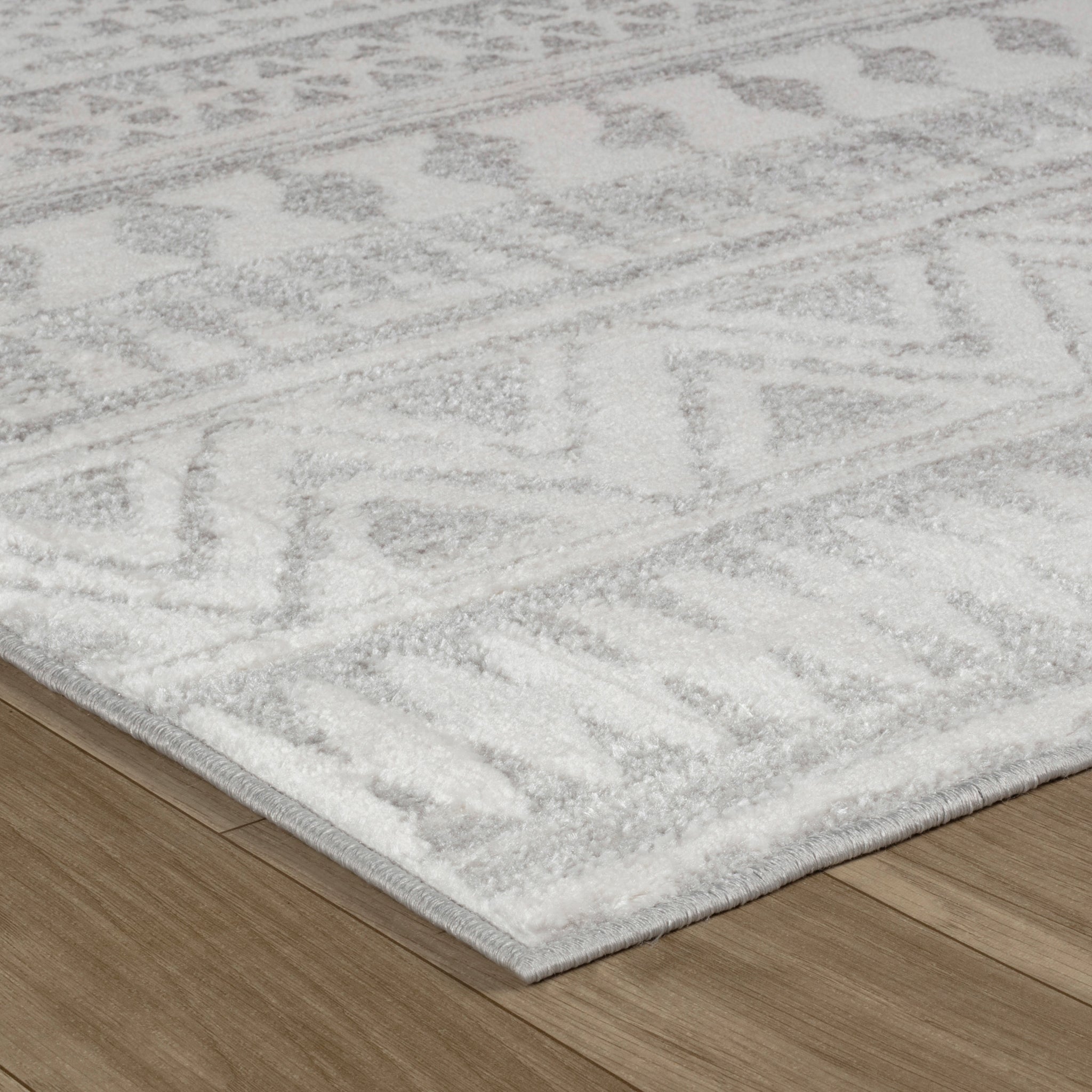 Siena White Geometric Luxe Area Rug