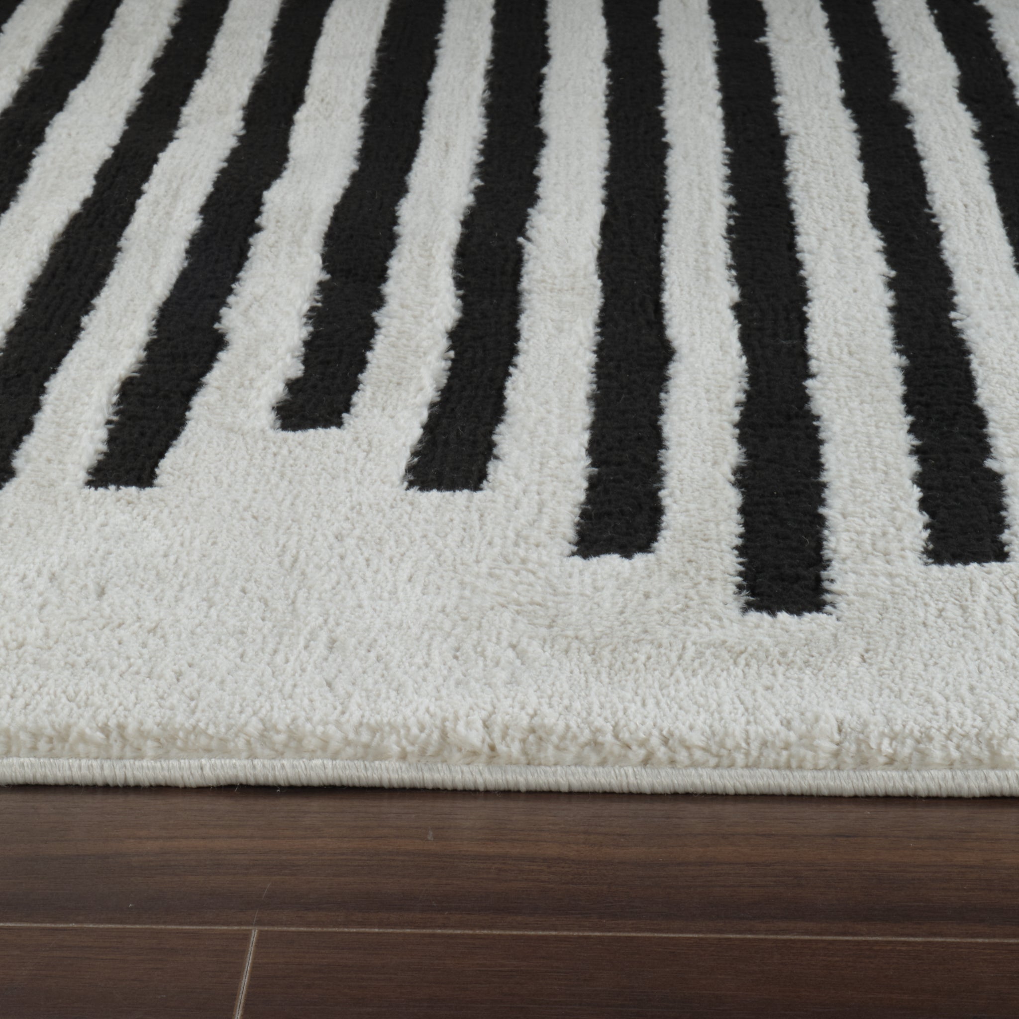 Terra Cream Ornate Vintage Area Rug