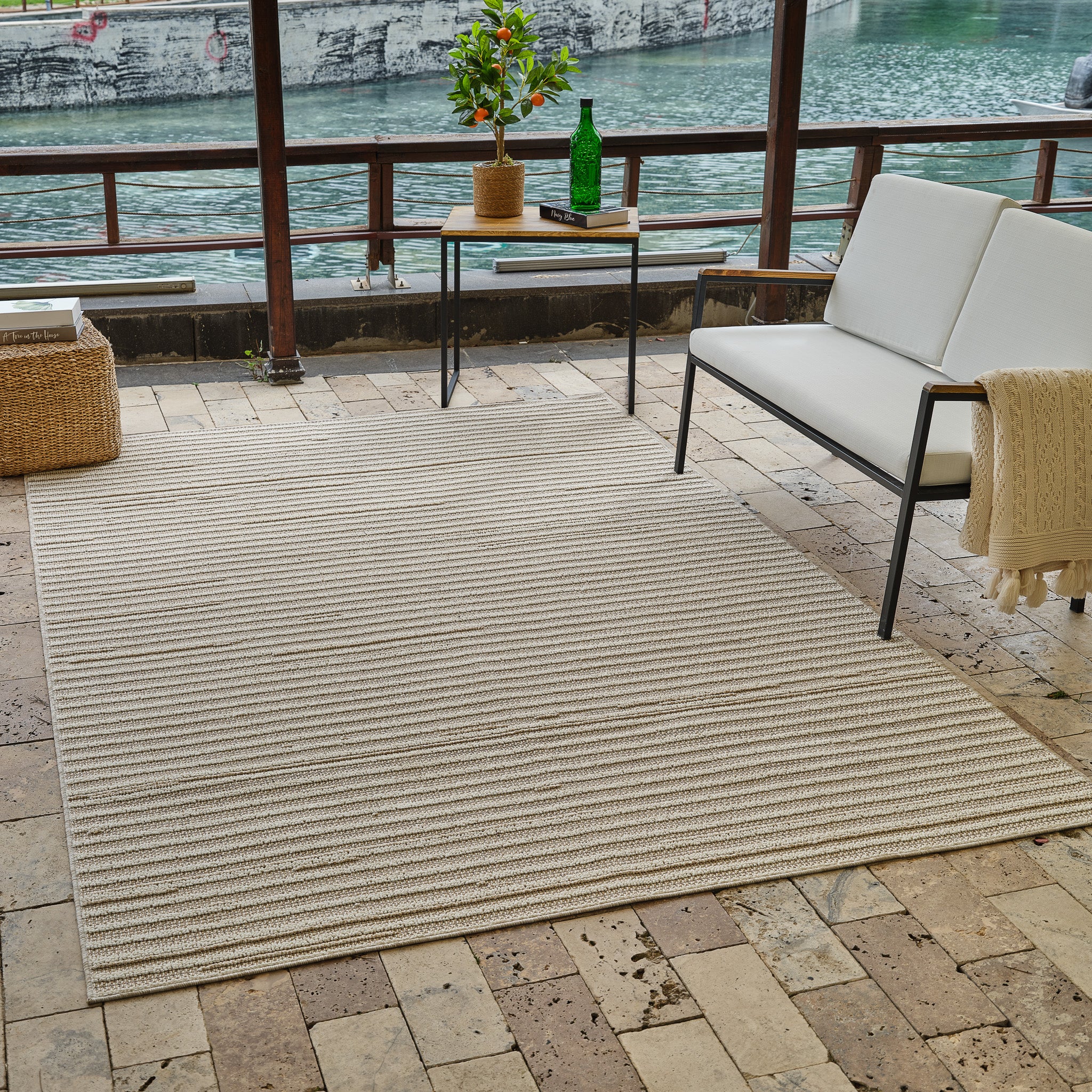 Utopia Cream Ornate Distressed Area Rug