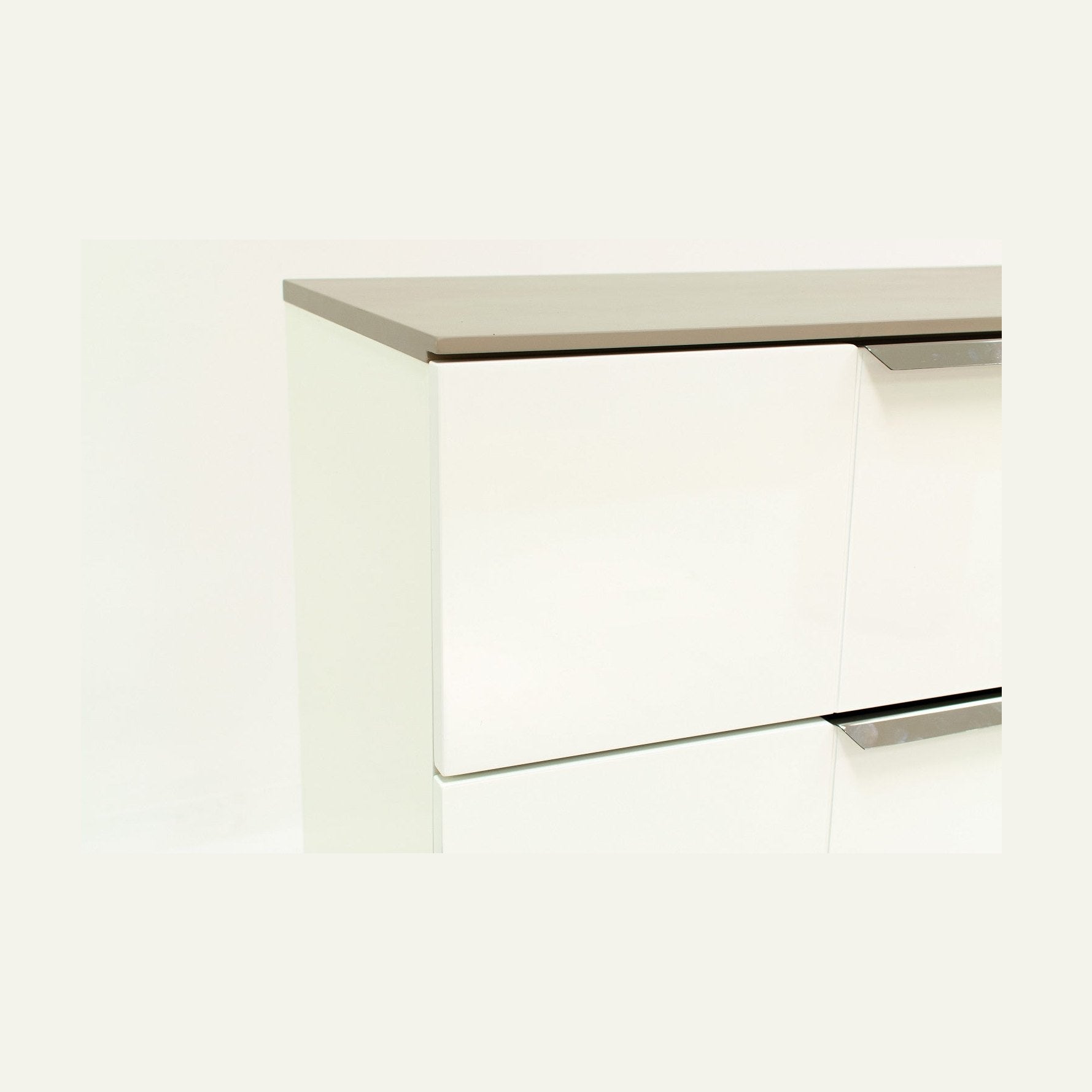 Patricia Chest