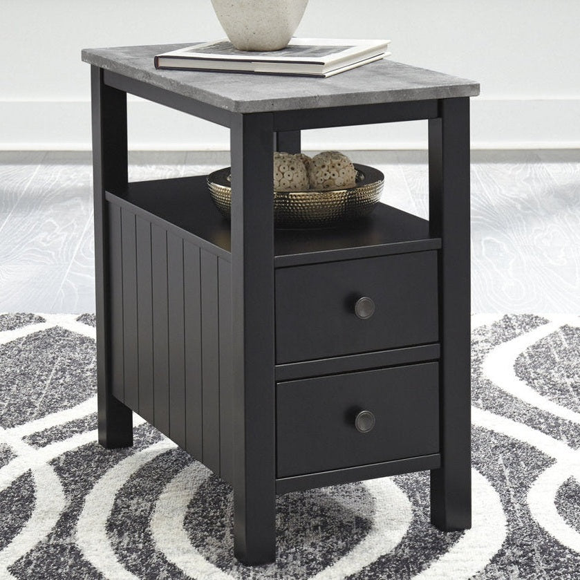 Floor Model Ezmonei Chairside End Table