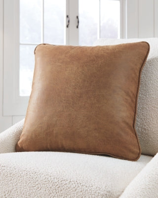 Cortnie Pillow (Set of 4)