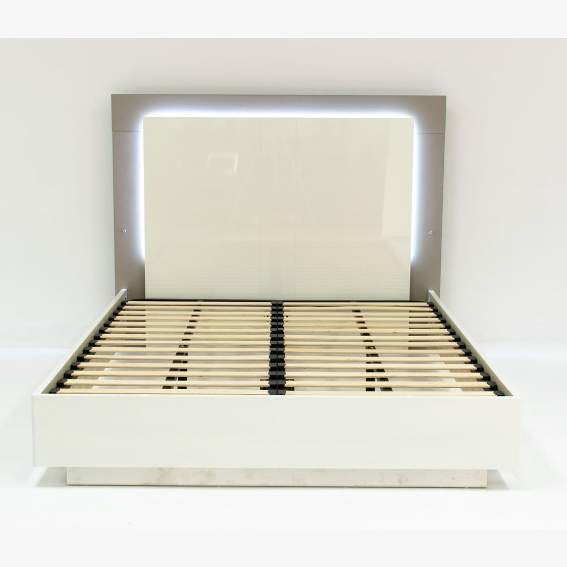 Patricia Queen Bed