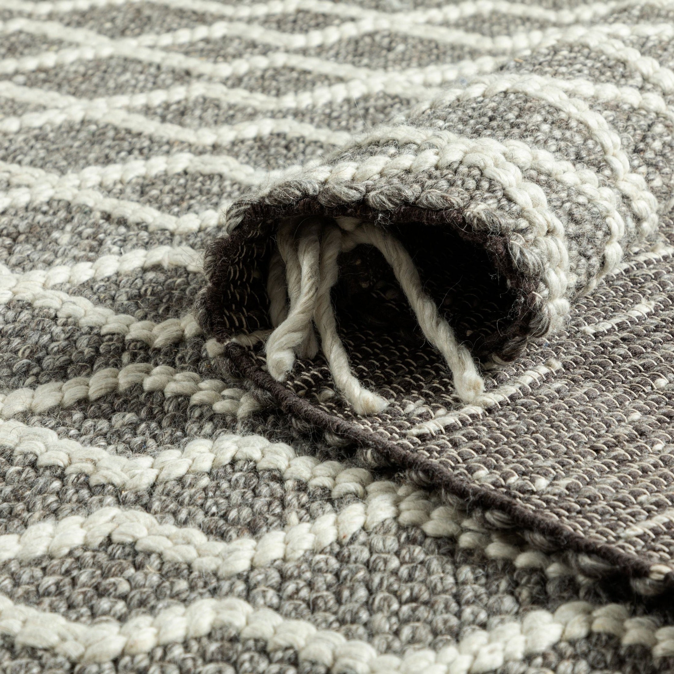 Fintona Hand Woven Rug Cream/Mocha