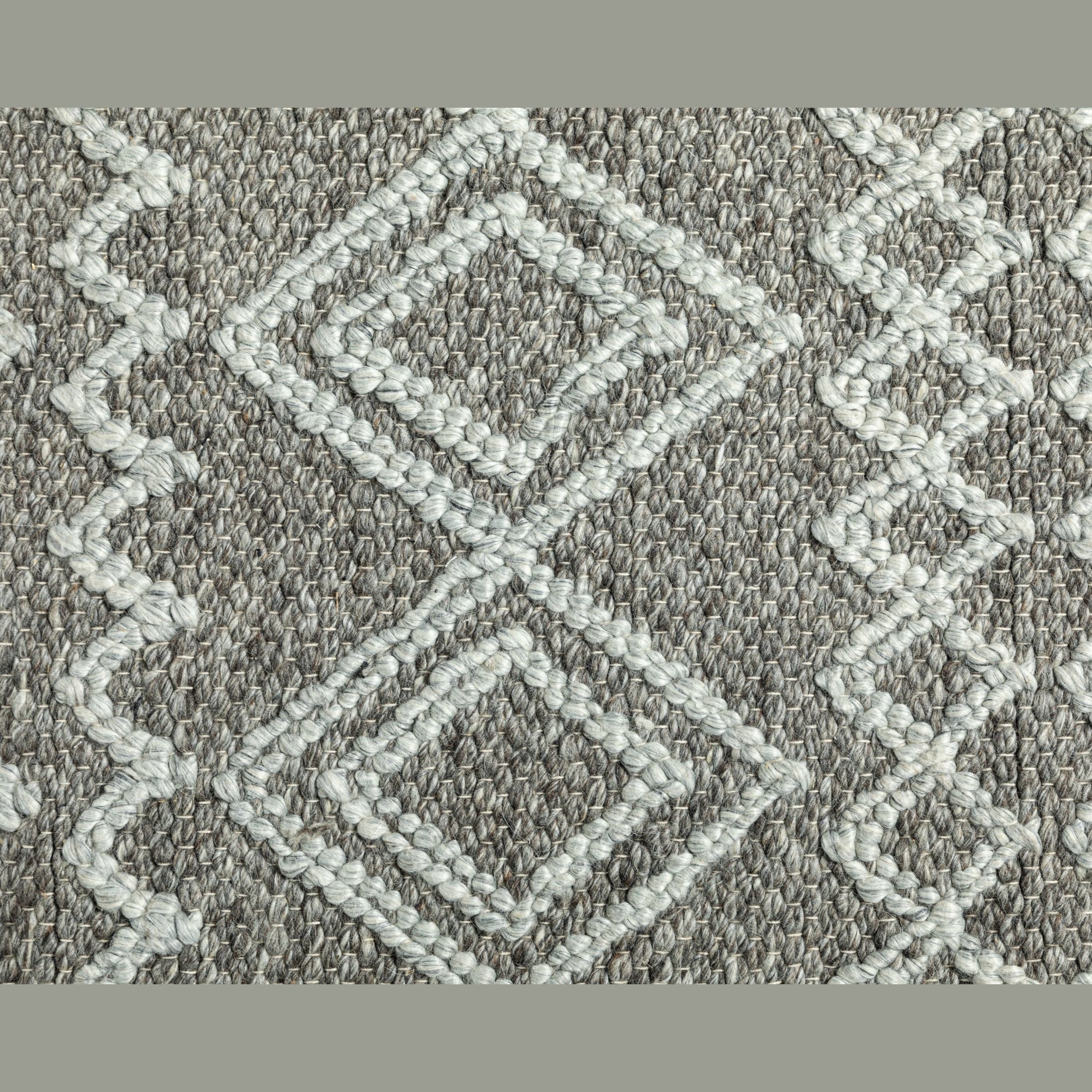 Fintona Hand Woven Rug Raven/Fog