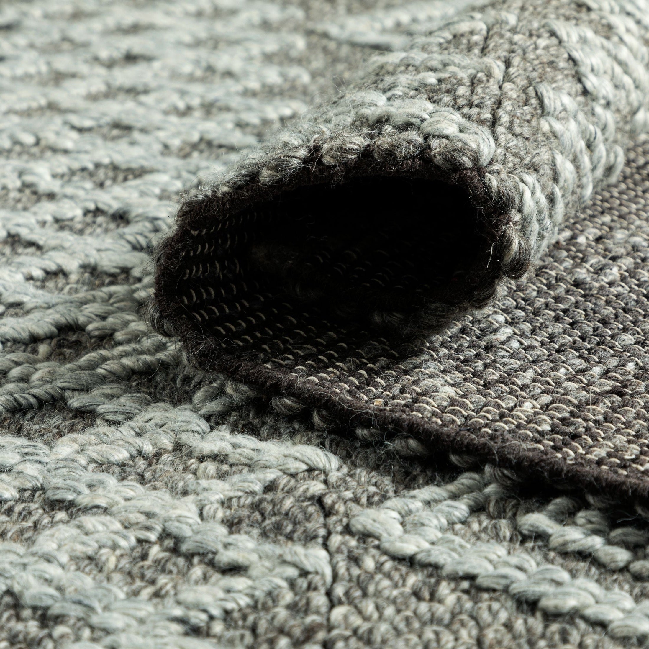 Fintona Hand Woven Rug Raven/Fog