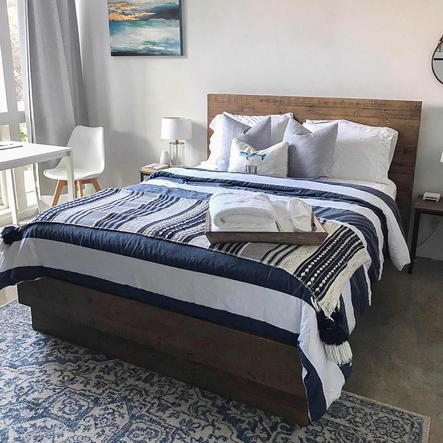Dovian Queen Bed - Dark Driftwood
