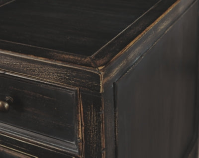 Gavelston Chairside End Table