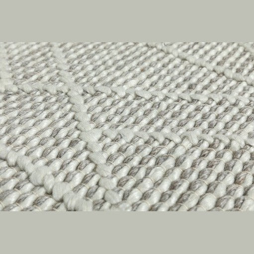Labin Hand Woven Rug - White/Gray