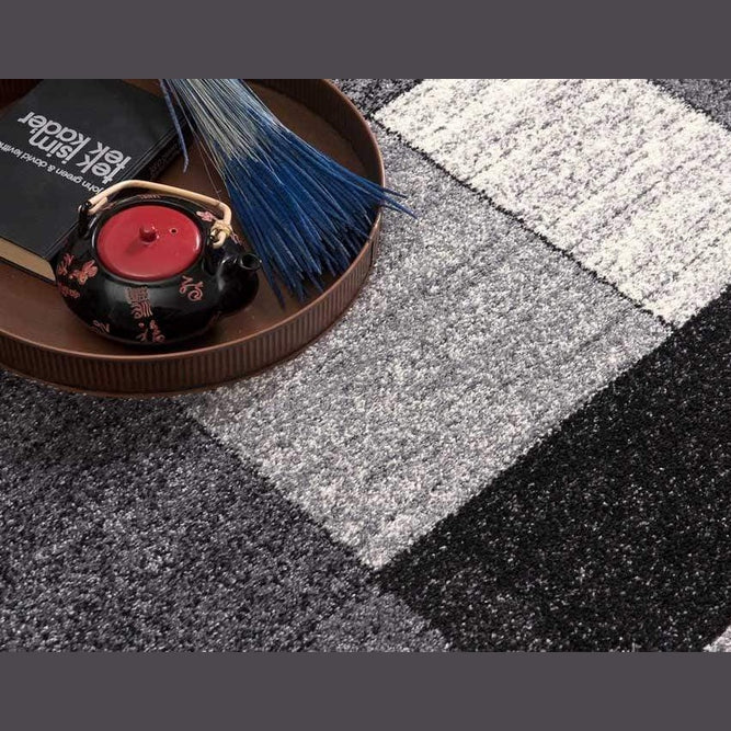 Courtney Rug - 204577 - Grey