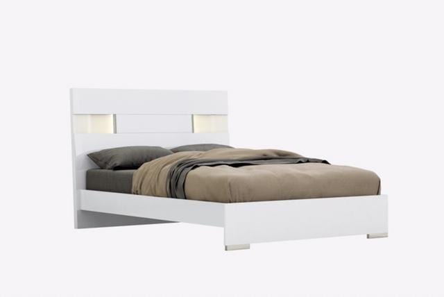 vendor-unknown Bed Room Yulie White Queen Bed